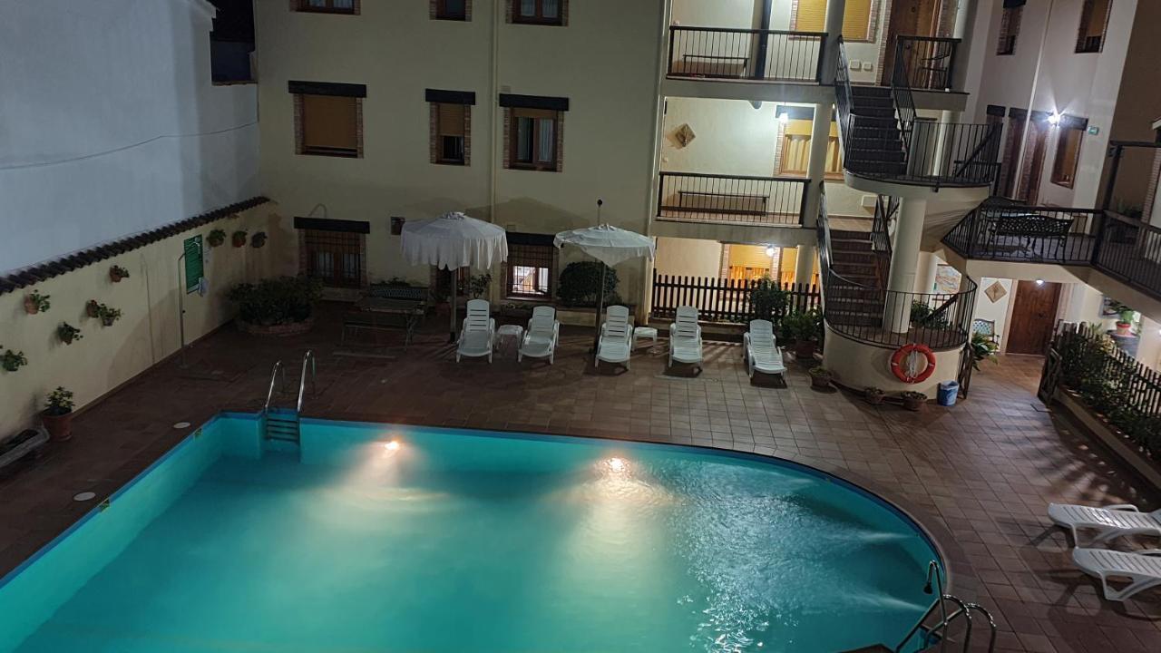 Apartamentos Valle Del Guadalquivir อาร์โรโยฟรีโอ ภายนอก รูปภาพ